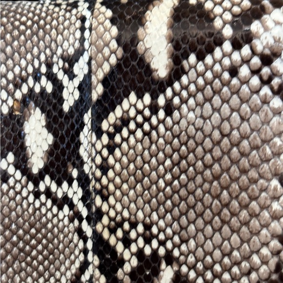 Handmade Snake Skin Shoulder Bag - Picture 8 of 14